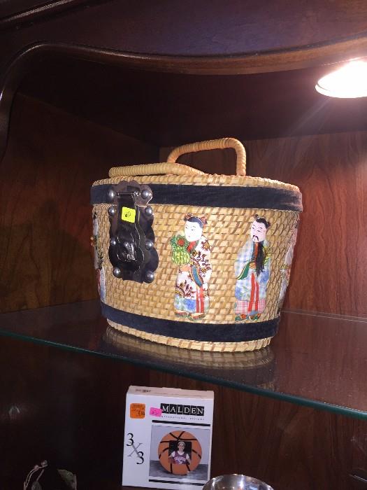 ASIAN BASKET
