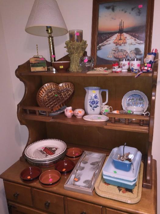 GLASSWARE AND KITCHENWARE
