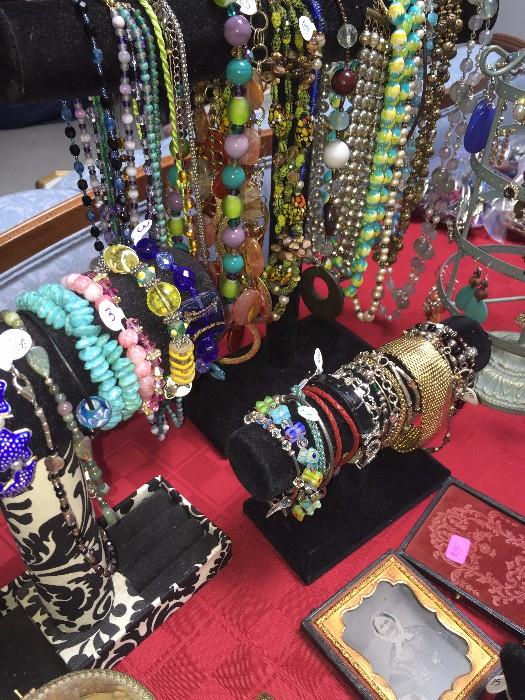 COSTUME AND VINTAGE JEWELRY