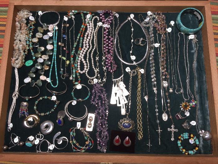 STERLING SILVER JEWELRY, TURQUOISE JEWELRY, NAVAJO NATIVE AMERICAN JEWELRY, PEARLS, NATURAL STONE JEWELRY