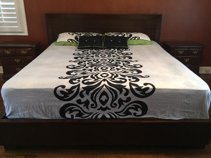 King Panel Bed Set
