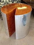 MID CENTURY MODERN PACE BURL WOOD AND CHROME TAABLE, CYLINDRICAL BASE WITH WEDGE CUTOUT