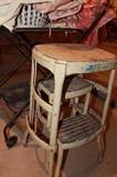 Kitchy metal painted step stool