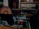 Delta belt/disc sander