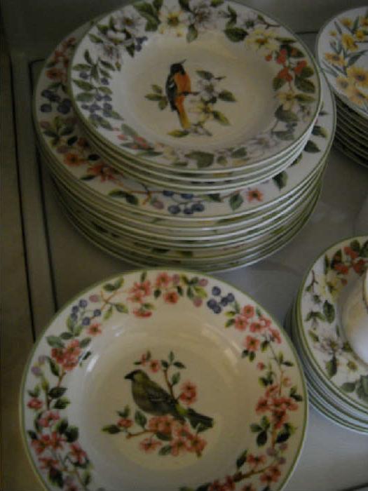 bird themed dishes