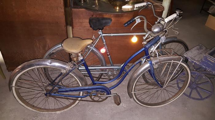 A pair of vintage bikes. 