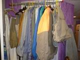 LOTS OF NICE FISHING/ HUNTING CLOTHES / MANY NAME BRANDS
