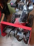 TORO 724 POWER THROW SNOWBLOWER
