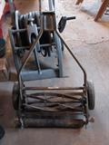 VINTAGE PUSH MOWER / GREAT WORKOUT
