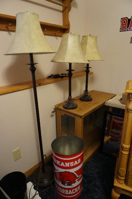 Arkansas Razorback memorabilia, matching lamps 