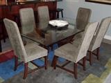 glass top dining table w/ 6 chairs
