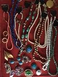 Lots of vintage jewelry!!