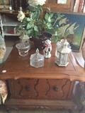 End table and decor 