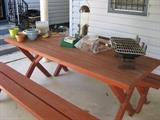 Picnic table