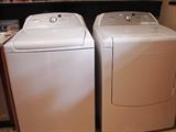Whirlpool Cabrio washer and dryer are like new.