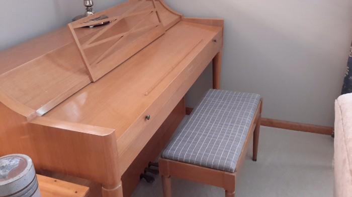 Baldwin Acrosonic piano and bench
