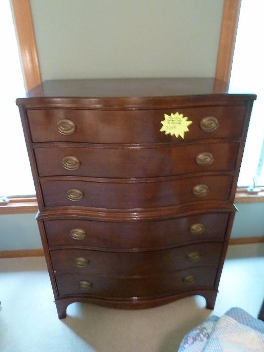 Kroehler Chest of drawers