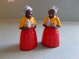 "Mammy" Shakers - not LUZIANNE - will be sold as a pair - VERY NICE!!