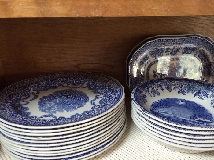 Dinner and dessert,  whst could be better on these lovely Spode dishes? 