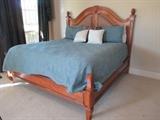 Henredon Tuscan king-sized bed