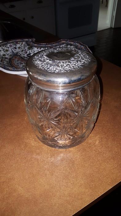 Tobacco jar