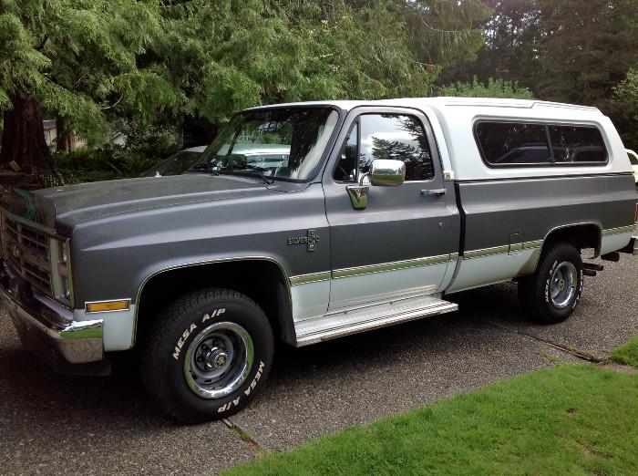 1987 Chevy V10 - 107K , New 305 V-8 , Exc Condition. All Service records. A great Truck !!