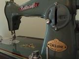 Vintage Japan DeLuxe Needlecraft sewing machine