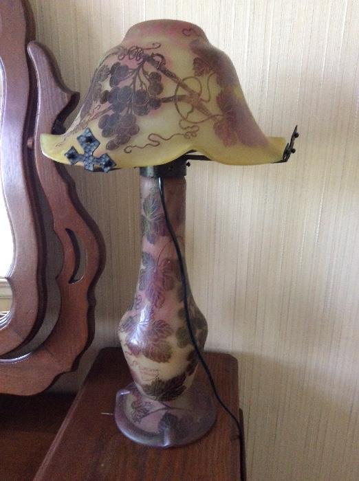 Fleur de Lis Estate Sales in Saint Louis, MO starts on 4/16/2016