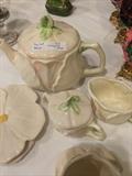 Dogwood tea set