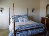 Beautiful Sprague Carlton of New Hampshire maple bedroom set.