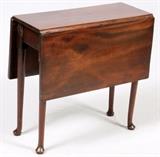 Lot#1080, QUEEN ANNE STYLE MAHOGANY GATE-LEG TABLE, H 28", W 11", L 28"Two leaves each measure 14" deep. Opens to 40" wide. Top is narrow at 12" plus two leaves each 14" deep. Gate leg. From the collection of Dr. Marion Scott and Ann Scott, Grosse Pointe Shores.