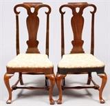 Lot#1084, QUEEN ANNE MAHOGANY SIDE CHAIRS, 18TH C., PAIR.Each has a vase form splat, horseshoe form seat raised on cabriole legs. From a prominent Dearborn Heights, Mi. collector.