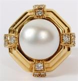 Lot#2046, MABE PEARL AND DIAMOND GOLD RING,,12 small diamonds enhance.