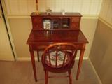 Mahogany ladies desk