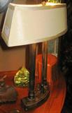 Desk lamp