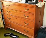 Maple period Hepplewhite chest of drawers, ca. 1800