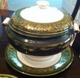 Wedgwood Florentine (green, no floral center) Service for 12