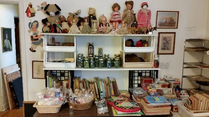 Vintage & antique toys & dolls