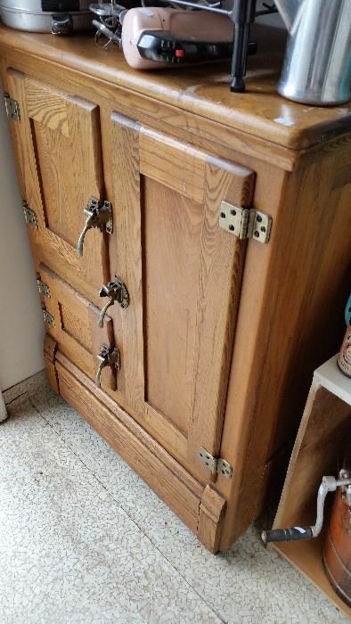 Very nice 1920's oak ice box, great for storage, display or man/woman cave!