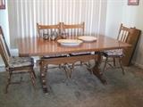 maple trestle table & chairs Ethan Allen