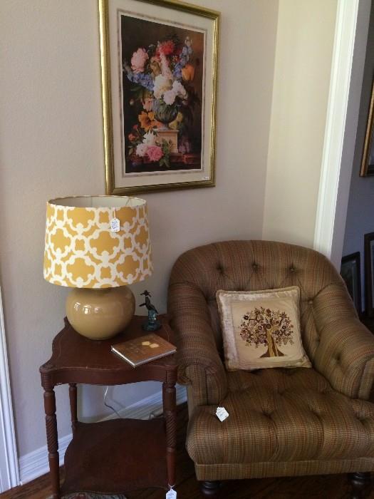 Side chair; small side table; gold lamp