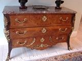 Louis XIV style chest