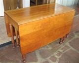 Very nice antique cherry gateleg table