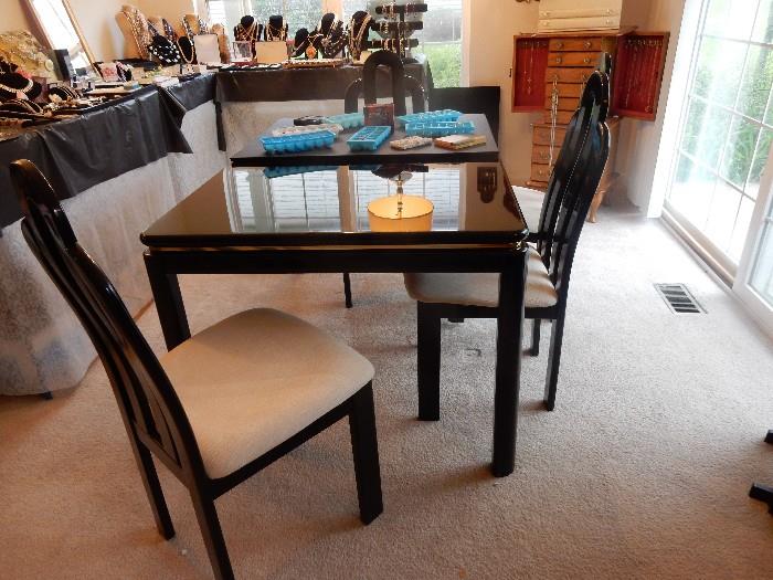 dining table and 4 chairs high gloss black lacquer