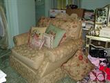 Haverty's overstuffed chair