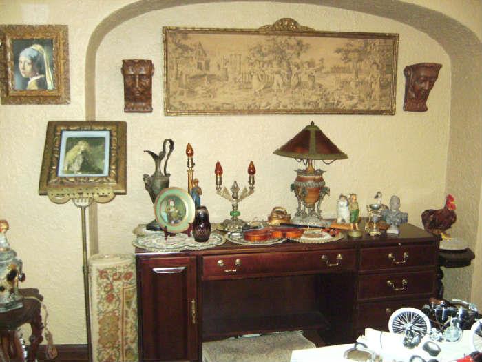 Fabulous Shorewood Estate Sale in Milwaukee, WI starts on 4/15/2016