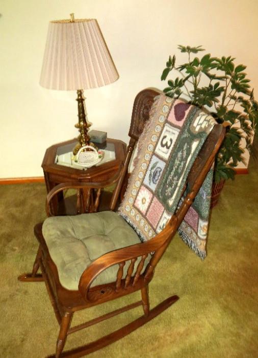 Oak Rocking Chair End Table & Lamps