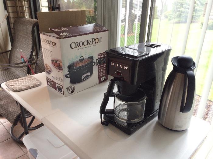 Crock-Pot, BUNN coffee Maker