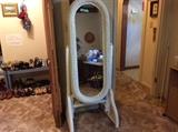 Vintage wicker standing mirror in Master BR - great condition 