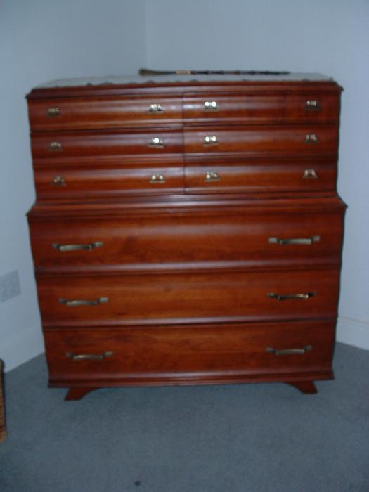 Kling solid cherry chest of drawers